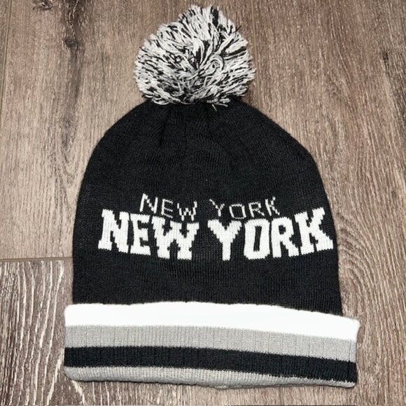 Unisex Mens Womens Adult New York Knit Black Gray White Warm Hat Beanie W/Pom - Picture 1 of 2